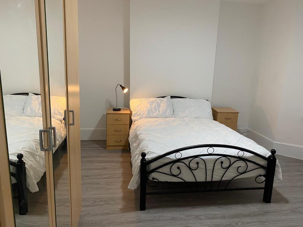 CatfordLondon Flat With Gardenアパートメント エクステリア 写真